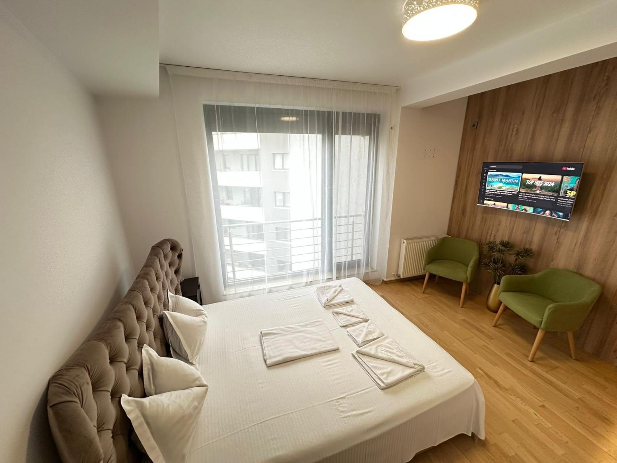 Centru Unirii Luxury VIP Palmier: Two-Room Apartment with Terrace Bucharest Exterior photo
